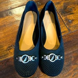 Nautica Women's Emiyo Ballet Flat size 9.5 black.
